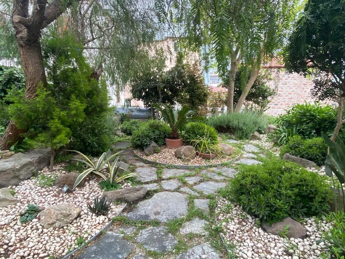 Casa de Férias Stone House With Garden In Cunda/Ayvalik Vila Turquia